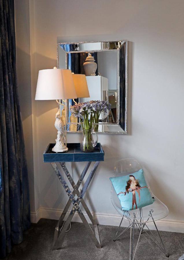 Elegant Norwich Apartment In The Lanes W Parking Exterior photo